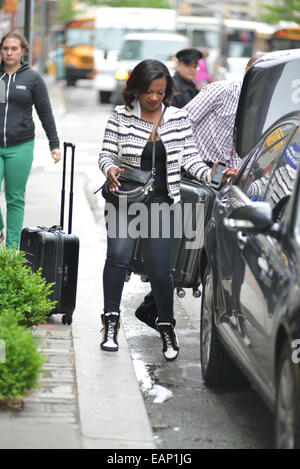 Celebrities out and about in Manhattan Featuring: Sarah Wayne Callies