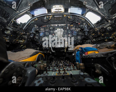 the cockpit of a 1960s vintage RAF Vulcan V-bomber Stock Photo - Alamy