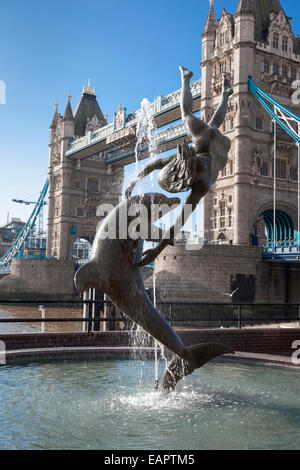 Girl With A Dolphin Fountain (1973) by English artist David Wynne - London, England Stock Photo
