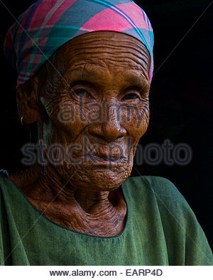 Carib Indian Woman in the Carib Indian territory in Dominica Stock ...