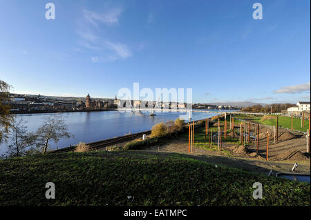 Stock Photo - Peace Bridge and River Foyle, Derry, Londonderry.  ©George Sweeney/Alamy Stock Photo