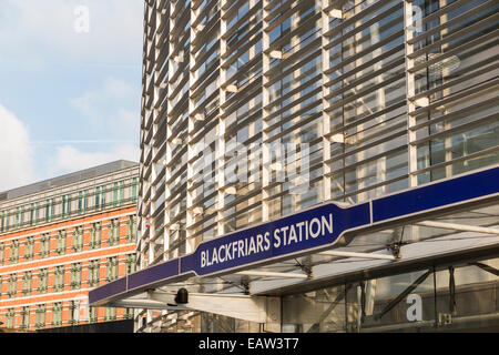 Blackfriars London railway and Underground Tube station on the Circle and District Lines and Thameslink in the City of London Stock Photo