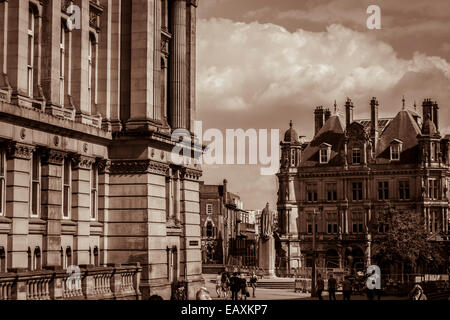 Victorian Splendour, city life in a marvelous British city Stock Photo