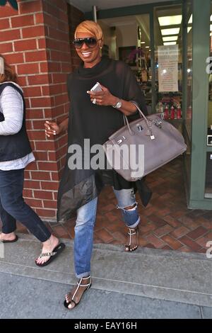 Nene Leakes leaves Beverly Hills Nail Salon  in fashion and with a smile along with her preety toesnails all done up  Featuring: Nene Leakes Where: Los Angeles, California, United States When: 19 May 2014 Stock Photo