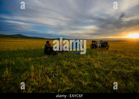 Camping in the Mongolian steppe, Mongolia Stock Photo