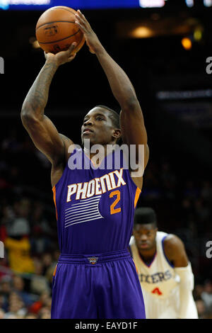 Philadelphia, USA. November 21, 2014. Phoenix Suns guard Eric Bledsoe (2) with the free throw attempt during the NBA game between the Phoenix Suns and the Philadelphia 76ers at the Wells Fargo Center in Philadelphia, Pennsylvania. The Phoenix Suns won 122-96. Stock Photo