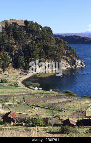 Small bay on the Yampupata Peninsula on the shore of Lake Titicaca in Bolivia Stock Photo