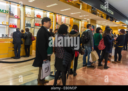 Paris, France, Large Crowd People on Line, Chinese Tourists, Queuing, Lining up, Shopping bags inside French Department Store, Louis Vuitton Store, 'Galeries Lafayette',  designer label, queue store sale, paris chinese community Queuing Stock Photo