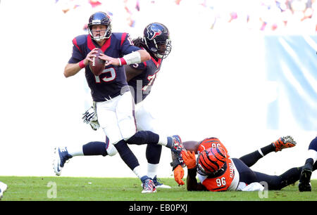 Cincinnati, OH, USA. 13th Dec, 2020. Dallas Cowboys defensive tackle  Neville Gallimore #96 breaks through between Cincinnati Bengals offensive  guard Quinton Spain #67 and Cincinnati Bengals offensive tackle Bobby Hart  #68 during