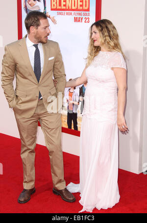 https://l450v.alamy.com/450v/eb1fc3/blended-los-angeles-premiere-arrivals-featuring-will-kopelmandrew-eb1fc3.jpg