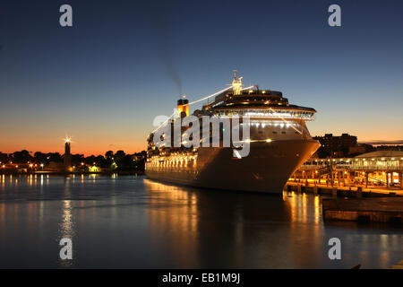 Costa Cruises Cruise ship “COSTA MEDITERRANEA” (291.5  mtrs) - on berth at early evening in the Port of Palma de Mallorca Stock Photo