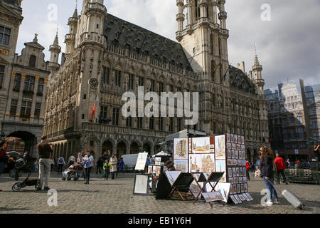 artist sell painting Grand Place brussels belgium Stock Photo