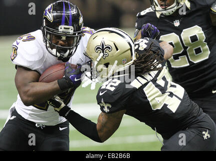 New Orleans, Louisiana, December 18, 2022. New Orleans Saints safety Justin  Evans (30) forces Atlanta Falcons wide receiver Drake London (5) into  fumbling the ball on a game-saving fourth down play late