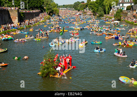 'Nabada', a traditional water parade on the Danube River on Swear Monday, Ulm, Baden-Württemberg, Germany Stock Photo