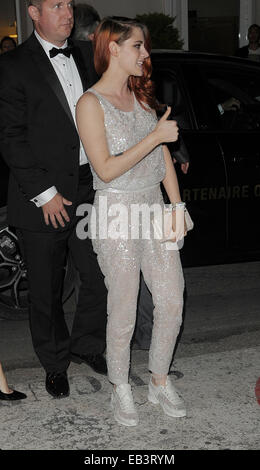 Kristen Stewart and Chloe Moretz arriving at the Majestic Barriere hotel  Featuring: Kristen Stewart Where: Cannes, France When: 23 May 2014 Stock Photo