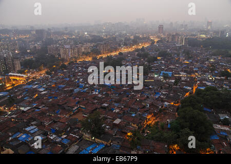 An view over a slum in Jogeshwari - Goreagaon East area in the suburbs of Mumbai, India. Stock Photo