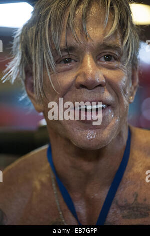Moscow, Russia. 26th Nov, 2014. Actor Mickey Rourke seen during an open boxing training session. Rourke will fight Elliot Seymour on the Provodnikov vs Castillo undercard in Moscow, Russia. Credit:  Anna Sergeeva/ZUMA Wire/Alamy Live News Stock Photo