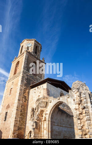 Torre del Reloj San Mancio in Sahagun, Way of St. James, Leon, Spain Stock Photo