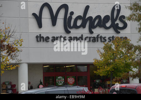 https://l450v.alamy.com/450v/eb9h9m/michaels-arts-and-craft-store-in-bowie-md-eb9h9m.jpg