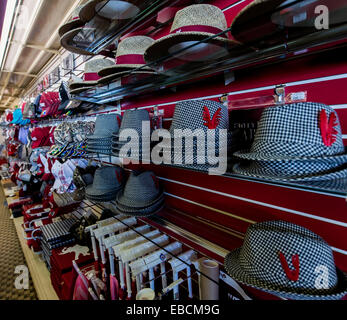 Tuscaloosa, Alabama, USA. 28th Nov, 2014. Tweed hats made famous by famed coach Paul ''Bear'' Bryant are offered for sale at a Tuscaloosa store on the eve of the 2014 Iron Bowl Game between the University of Alabama and Auburn University. © Brian Cahn/ZUMA Wire/Alamy Live News Stock Photo
