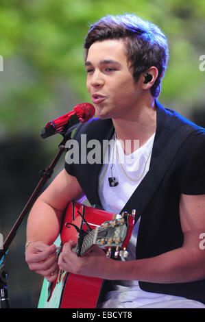 Austin Mahone performing on the 'Today' show as part of NBC's Toyota Concert Series  Featuring: Austin Mahone Where: New York City, New York , United States When: 26 May 2014 Stock Photo