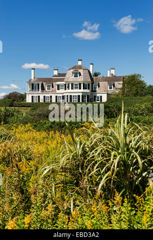 Cliff Walk mansion, Newport, RI, Rhode Island, USA Stock Photo