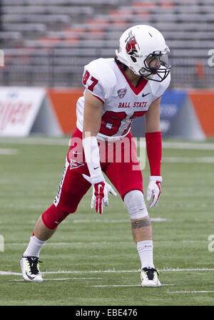 Bowling Green, Ohio, USA. 28th Nov, 2014. Ball State running back ...