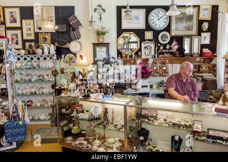 Clermont Florida,Montrose Street,historic downtown,collectibles,antiques,store,senior seniors old citizen citizens pensioner pensioners retired elderl Stock Photo