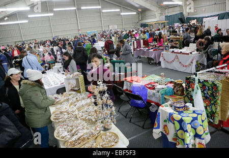 Vancouver, Canada. 29th Nov, 2014. A vendor displays her self made Stock Photo - Alamy