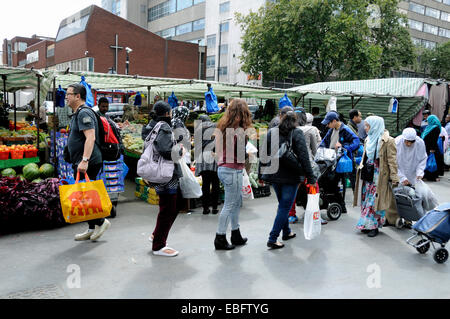 People Whitechapel Road Waste street market London Borough of Tower Hamlets, England Britain UK Stock Photo