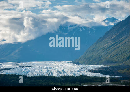 Chugach mountain range and the Matanuska glacier from the Glenn Highway National Scenic Byway in Alaska Stock Photo