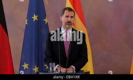 Berlin, Germany. 1st Dec, 2014. Statement of the German President Joachim Gauck and Spanish King Philip VI realized during the visit to Germany at Bellevue Palace in Berlin, Germany, on Dezember 01, 2014. / Picture: King Felipe VI. Of spain. Credit:  Reynaldo Chaib Paganelli/Alamy Live News Stock Photo