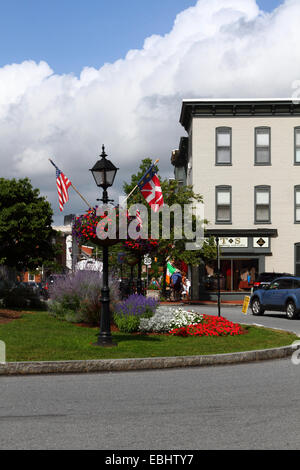 View of Lincoln Square, Gettysburg, Pennsylvania, USA. The flag on the right of the lamp post is the Gettysburg town flag. Stock Photo