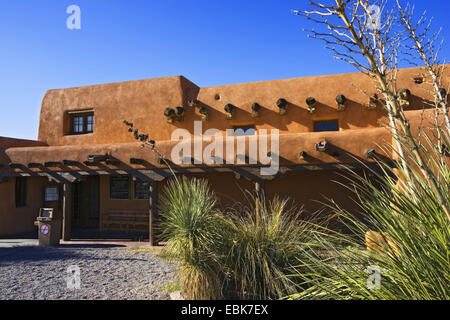 Visitor Center of White Sands National Monument, USA, New Mexico, White Sands National Monument Stock Photo