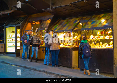 Goldsmith jewelry stores, Ponte Vecchio, old bridge, Florence, Tuscany, Italy Stock Photo