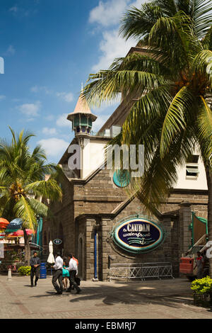 Mauritius, Port Louis, Caudon Waterfront, seafront, shops, bars and restaurants Stock Photo