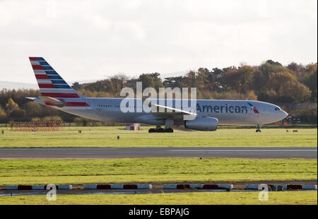 American Airlines Airbus A330 (N288AY), taxiing on Manchester International Airport. Stock Photo