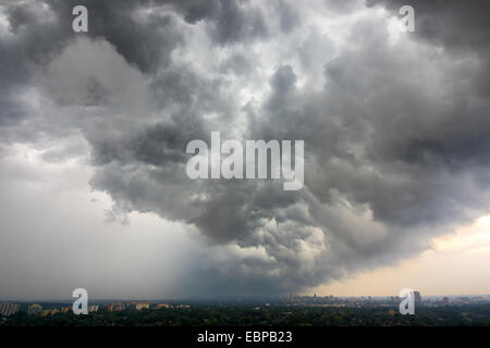 Summer storm clouds moving over North Toronto Stock Photo
