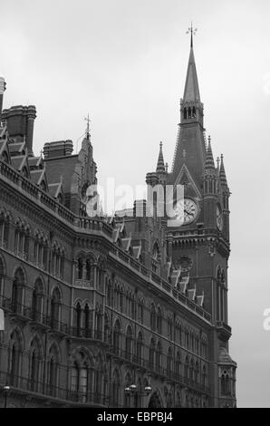Front facade of Saint Pancras Station in London, England Stock Photo