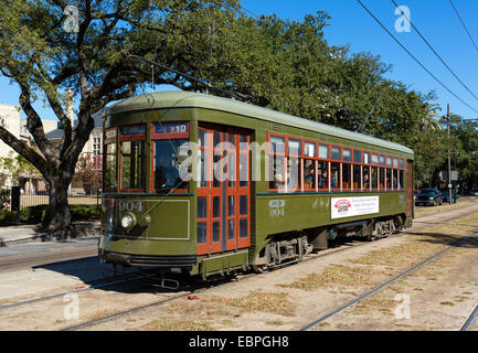 St Charles Streetcar on St Charles Avenue in uptown New Orleans, Louisiana, USA Stock Photo