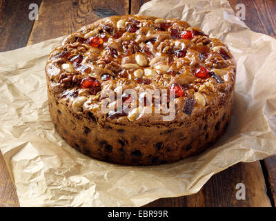 Mary Berry Genoa fruit cake for Christmas Stock Photo