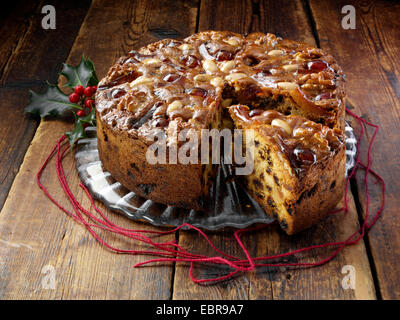 Mary Berry Genoa fruit cake for Christmas Stock Photo