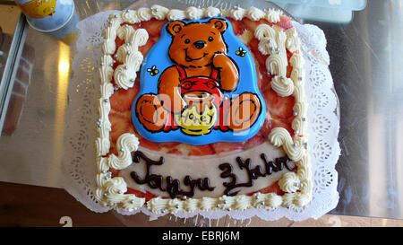 Birthday cakes cartoons hi-res stock photography and images - Alamy