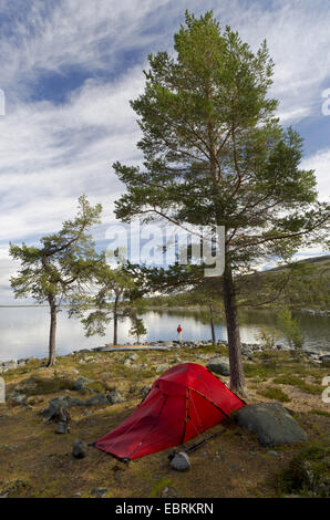 camping at Rogen lakefront, Sweden, Haerjedalen, Rogen Naturreservat Stock Photo