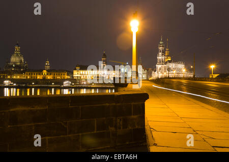 view from Augustus Bridge to Dresden Frauenkirche and  Katholische Hofkirche at night, Germany, Saxony, Dresden Stock Photo