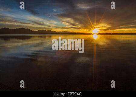 eevening glow over lake Chiemsee with Alps, Germany, Bavaria, Lake Chiemsee, Seebruck Stock Photo
