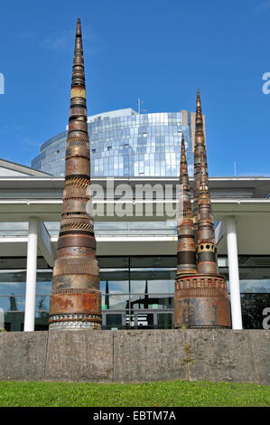 sculptures made from gear units in front of congress centre Hotel Maritim, Germany, Baden-Wuerttemberg, Ulm Stock Photo