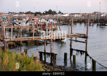 evening view at the town over the boat harbour, France, Vendee, Port du Bec Stock Photo