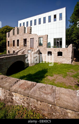 'Situation Kunst' in the ruins of Weitmar castel with the new 'Kubus', Germany, North Rhine-Westphalia, Ruhr Area, Bochum Stock Photo