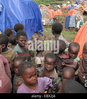 August 2009: children at the refugee camp on the outskirts of Goma for Rwandan refugees who have remained here since the 1994 genocide in Rwanda, Republic of the Congo, North Kivu, Goma Stock Photo